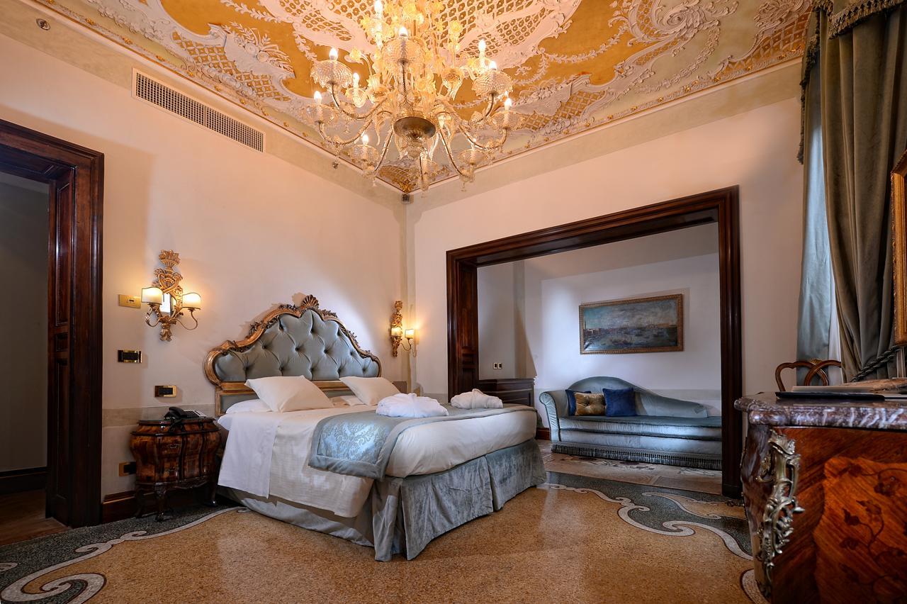 Hotel Ai Reali - Small Luxury Hotels Of The World Venice Exterior photo